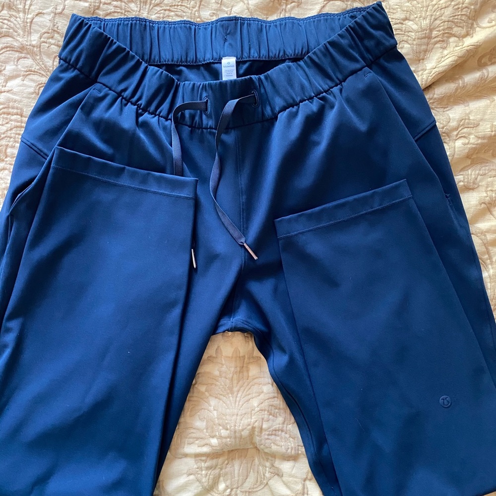 Lululemon On the Fly pants